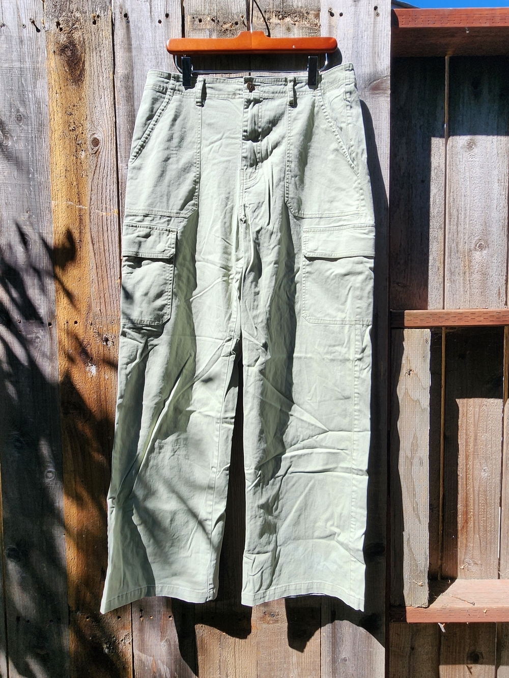 FRYE Relaxed High Rise Cargo Pants Tea Green [12]